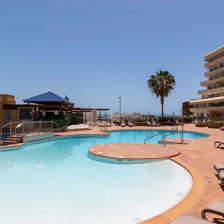Santa Maria 105 - Two Bed With Sea Views 公寓