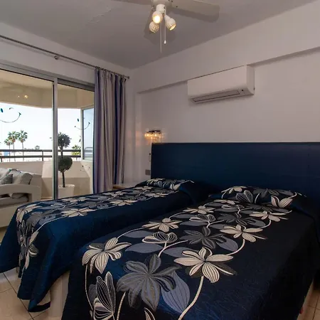 Santa Maria 105 - Two Bed With Sea Views 公寓 阿德耶
