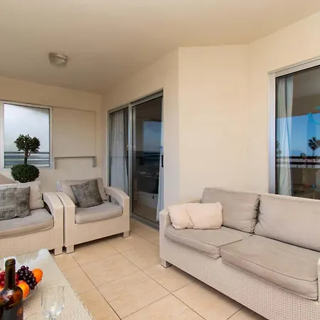 아파트 Santa Maria 105 - Two Bed With Sea Views *